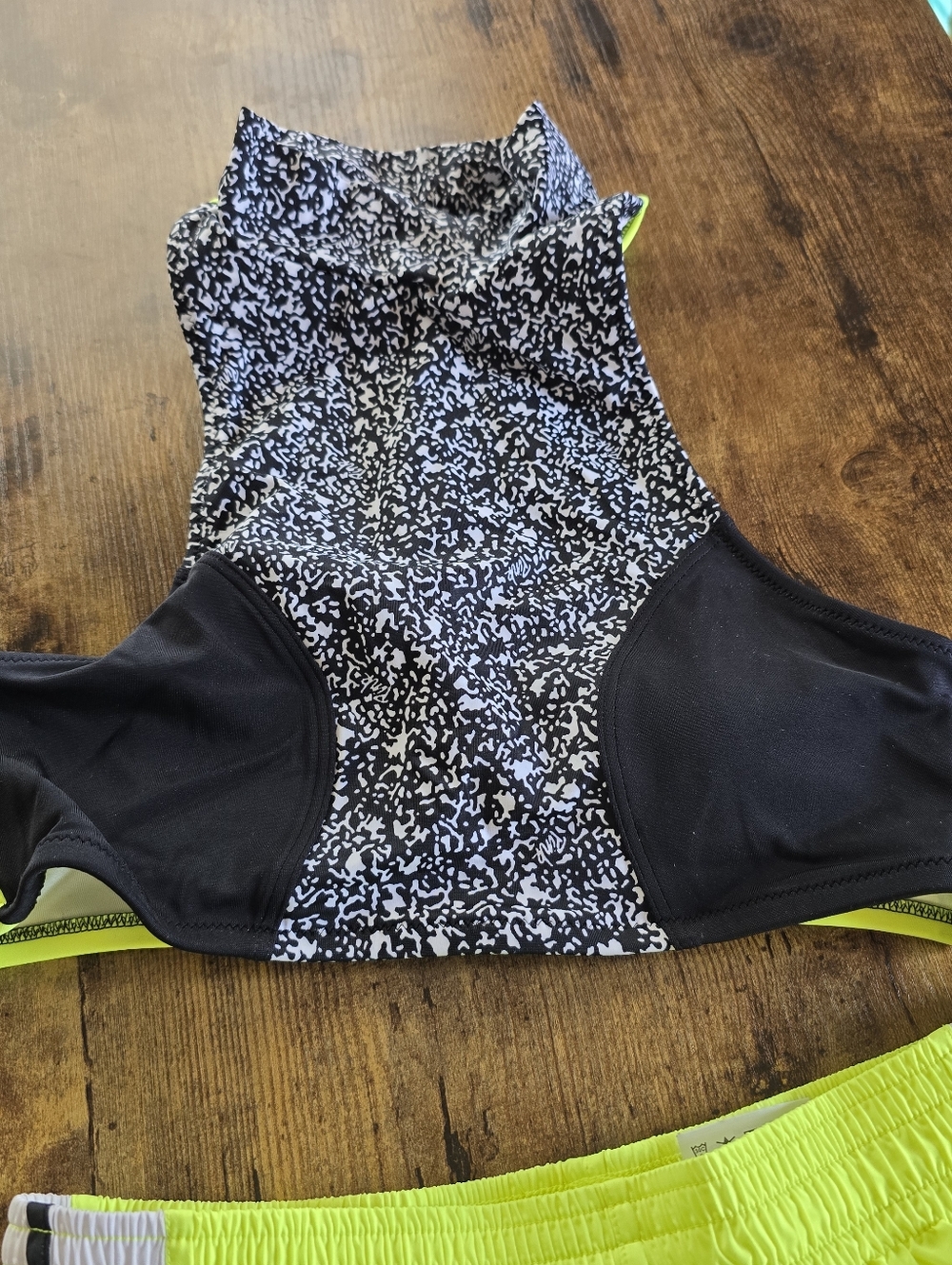 Swim / Workout Set - Picture 3 of 4